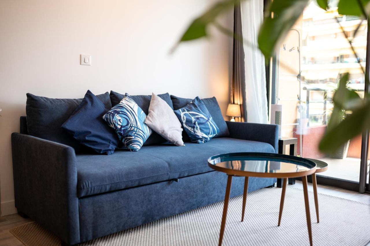 L'Alhambra, Cosy 2 Pieces Au Centre Ville De مينتون المظهر الخارجي الصورة