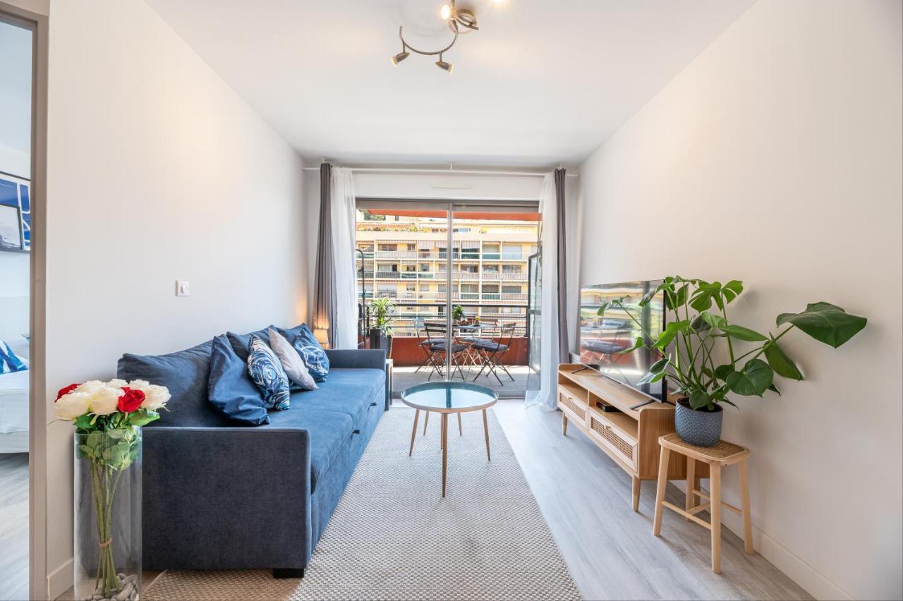L'Alhambra, Cosy 2 Pieces Au Centre Ville De مينتون المظهر الخارجي الصورة