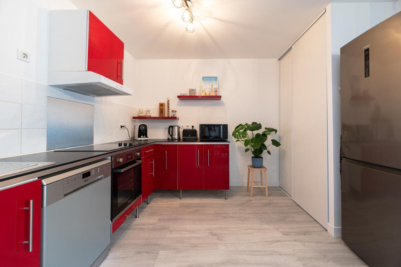 L'Alhambra, Cosy 2 Pieces Au Centre Ville De مينتون المظهر الخارجي الصورة