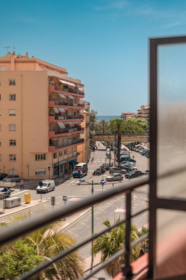L'Alhambra, Cosy 2 Pieces Au Centre Ville De مينتون المظهر الخارجي الصورة