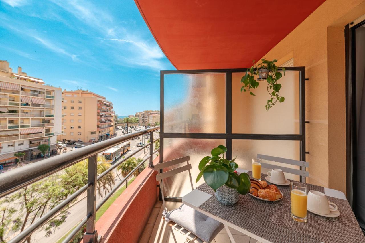 L'Alhambra, Cosy 2 Pieces Au Centre Ville De مينتون المظهر الخارجي الصورة